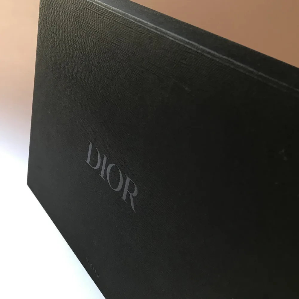Coffret luxe Dior en velours noir — fabrication Coptos