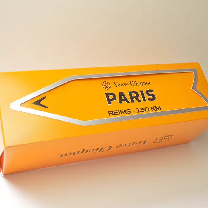 Packaging luxe Veuve Clicquot — étui création Coptos