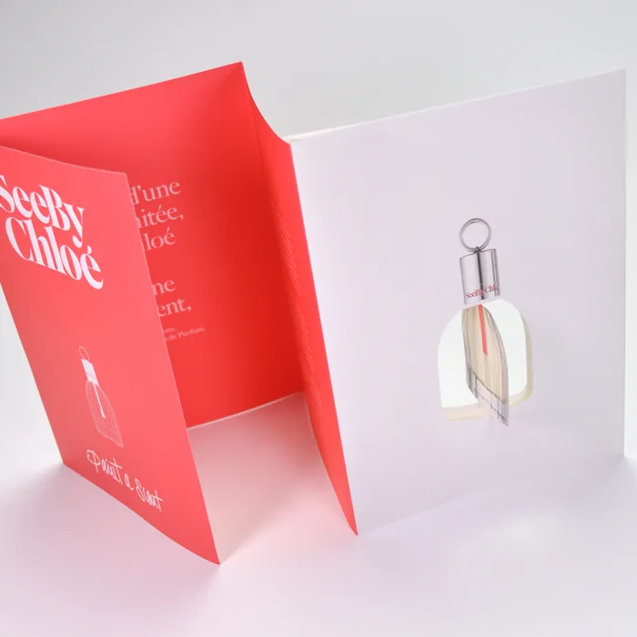 Carte pop-up See by Chloé — façonnage créatif Coptos